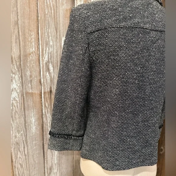 St. JOHN COLLECTION 10 Black White Tweed 3/4 Sleeve Metallic Fringe Trim Jacket - Picture 6 of 15